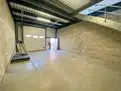 logistics - Activités / Bureaux À Louer - gallery thumbnail - 2
