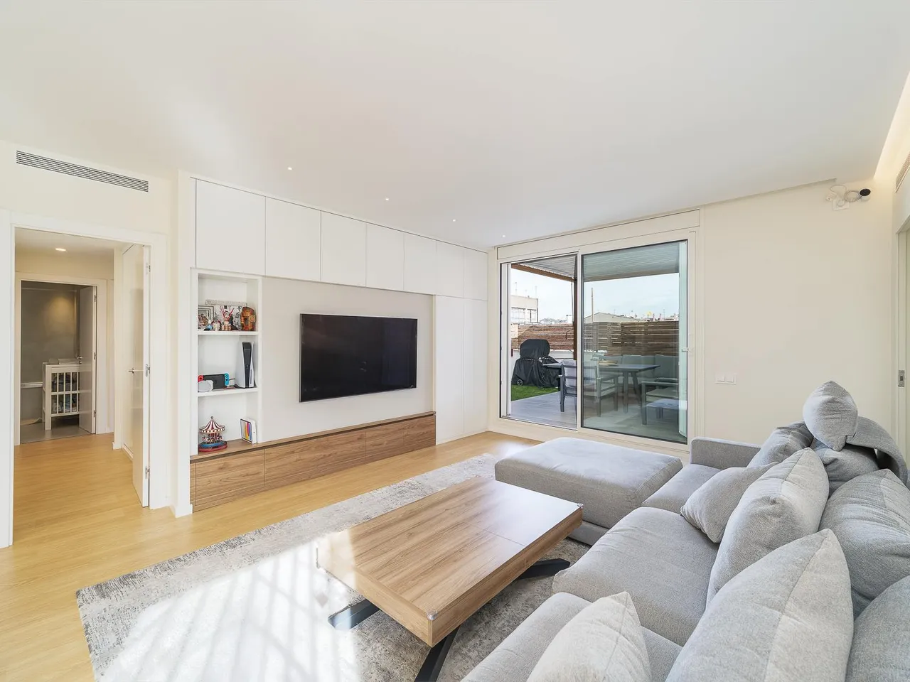living - 120m² penthouse with 38m² terrace for sale in Eixample Left - gallery - 4
