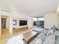 living - Ático de 120m² con 38m² terraza en venta en Eixample Izquierdo - gallery thumbnail - 4