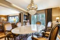 living - Piso de 376 m² en venta en Tres Torres, Barcelona - gallery thumbnail - 10