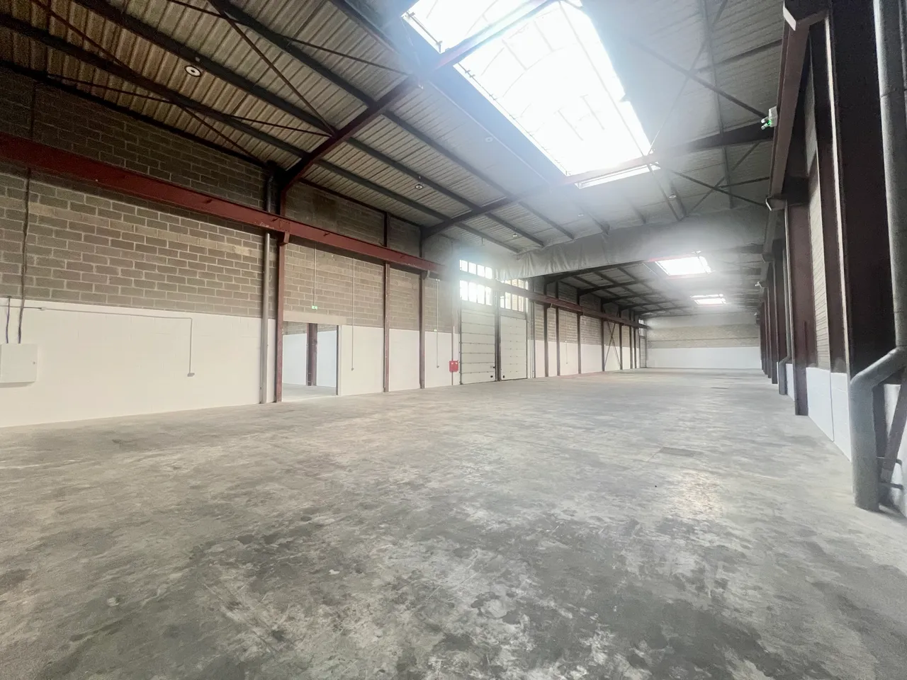 logistics - Light Industrial Premises / Offices For Rent - gallery - 6