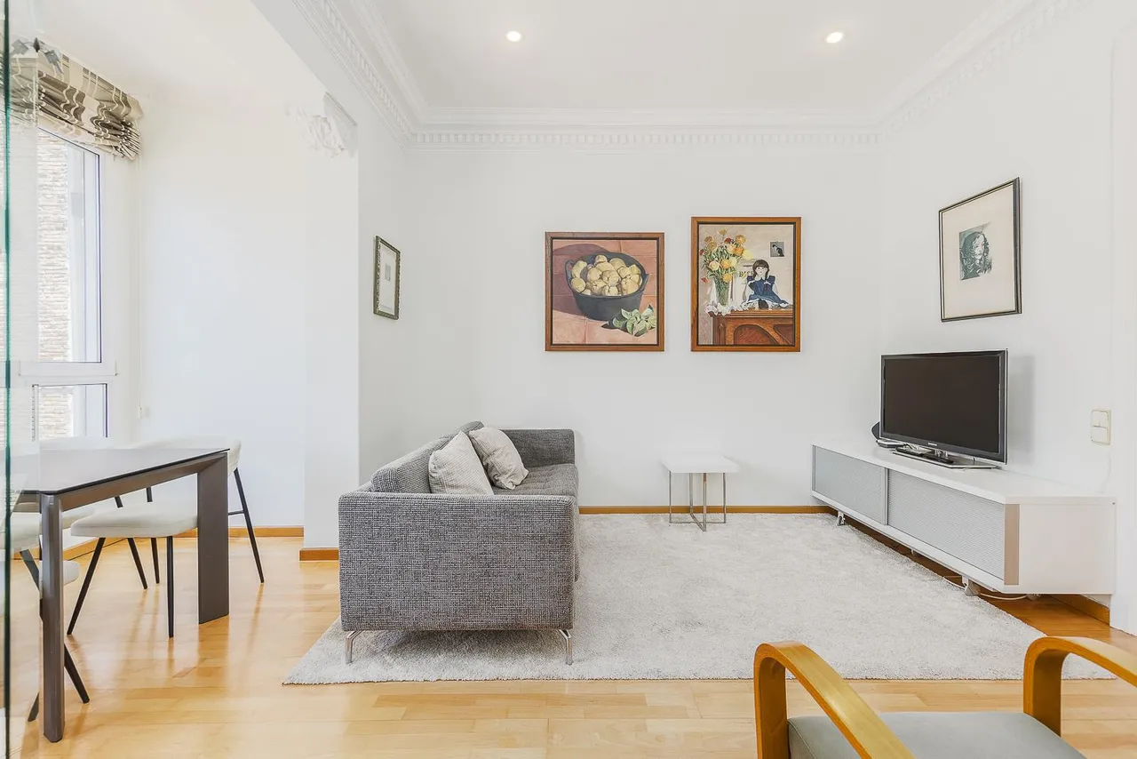 living - Piso de 128m² con 9m² terraza en venta en Eixample Izquierdo - gallery - 4