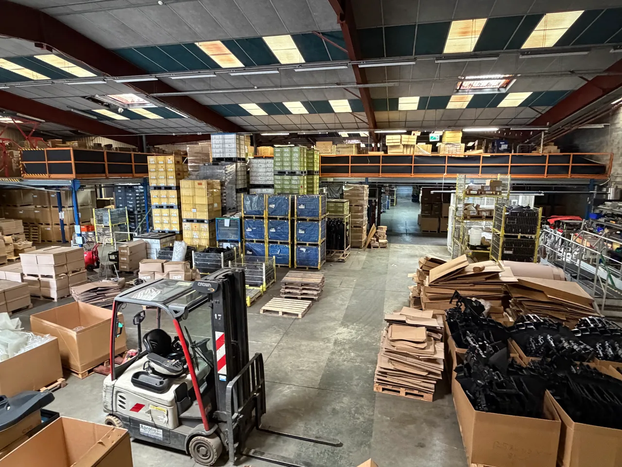 logistics - Warehouse / Offices For Rent - gallery - 6
