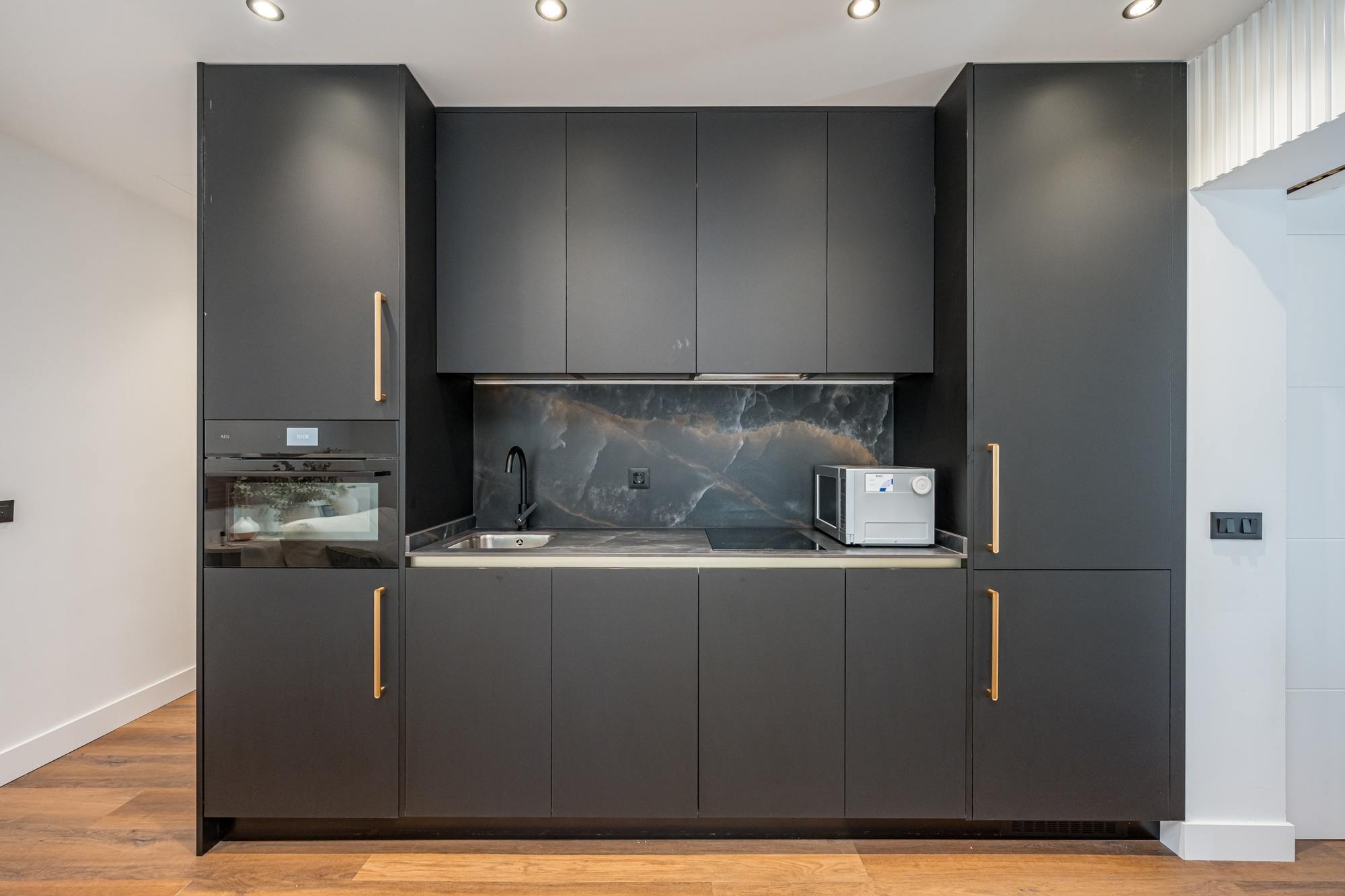 living - Piso de 66m² en venta en Ríos Rosas, Madrid - gallery thumbnail - 7