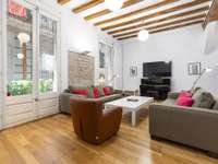 living - 120m² apartment with 10m² terrace for sale in El Born - gallery thumbnail - 1