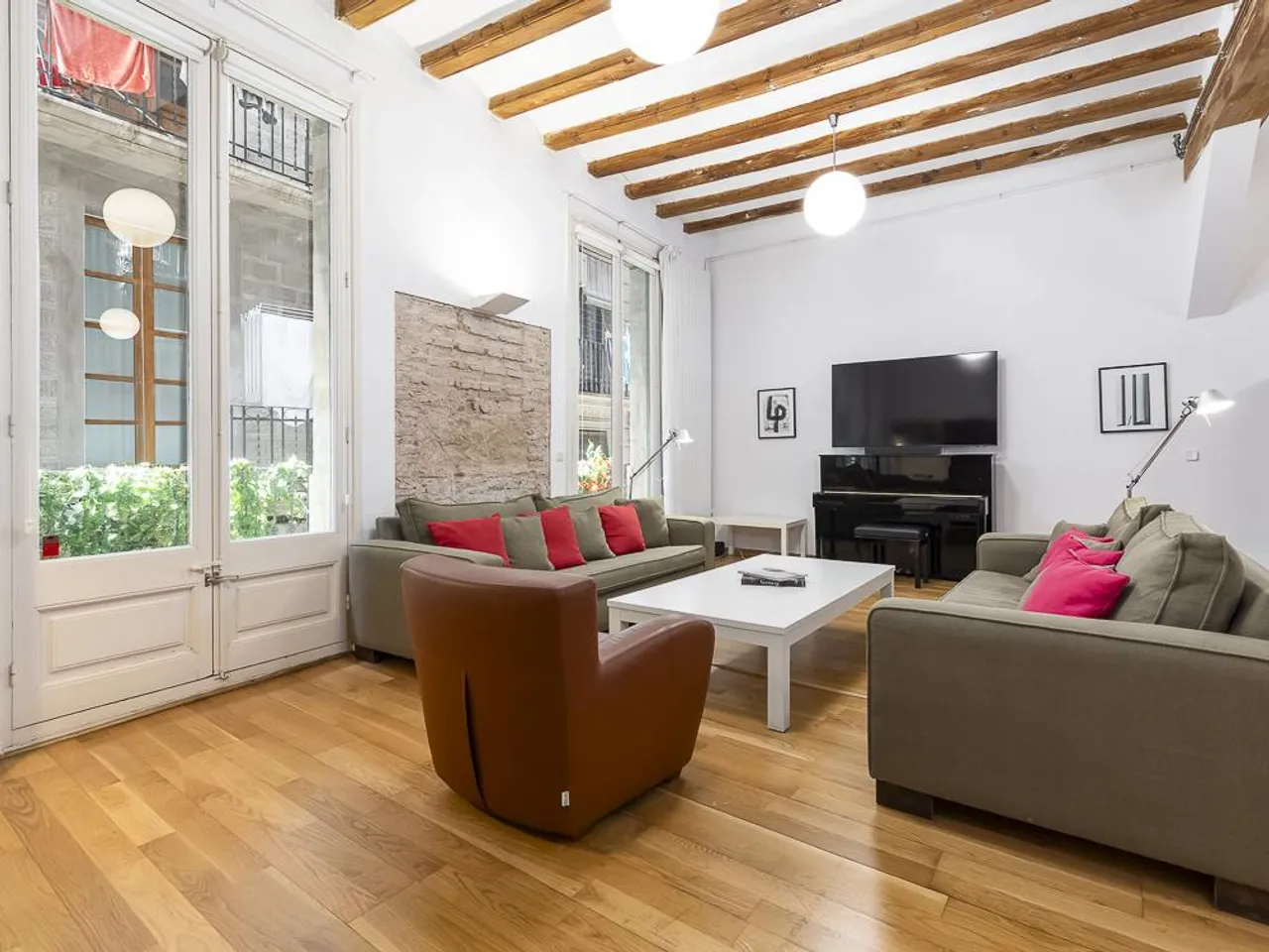 living - Piso de 120m² con 10m² terraza en venta en El Born - gallery - 2