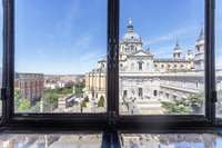 living - Piso de 140m² en alquiler en Palacio, Madrid - gallery thumbnail - 8