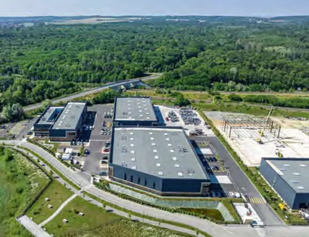 logistics - Light Industrial Premises / Offices For Rent - gallery - 3