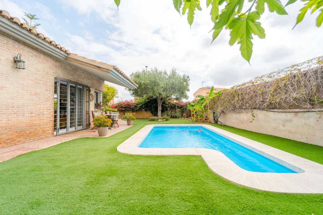 living - Casa / villa de 332m² en venta en Bétera, Valencia - gallery - 3