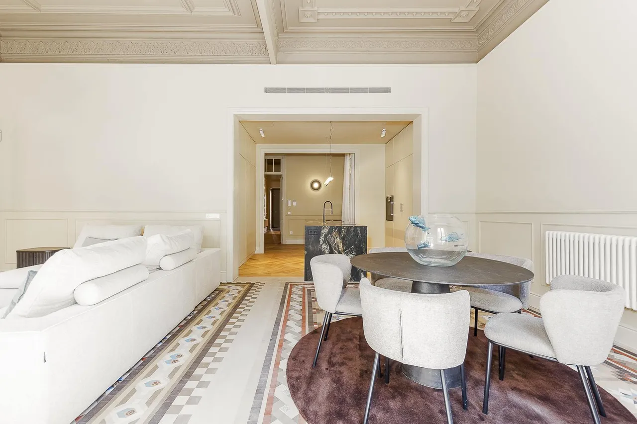 living - Piso de 204m² con 9m² terraza en venta en Eixample Derecho - gallery - 8