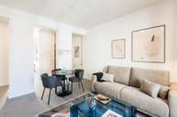 living - Piso de 90m² en alquiler en La Latina, Madrid - gallery thumbnail - 4