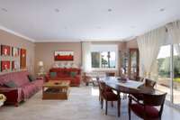 living - 290m² house / villa for sale in Premià de Dalt, Barcelona - gallery thumbnail - 6