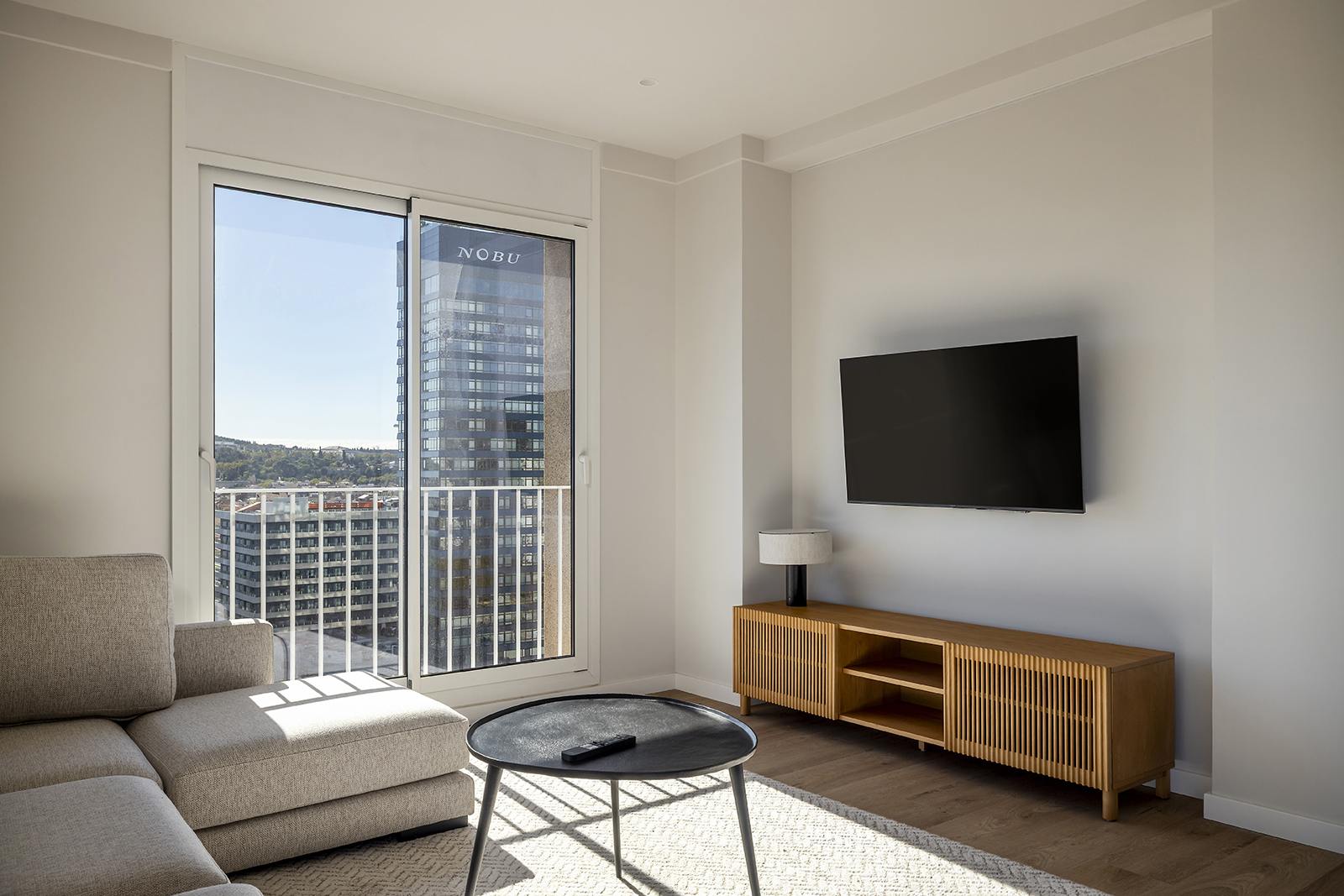 living - 92m² apartment for sale in Eixample Left, Barcelona - gallery thumbnail - 7