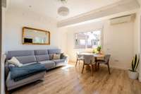 living - Piso de 82m² en venta en Fuente del Berro, Madrid - gallery thumbnail - 4