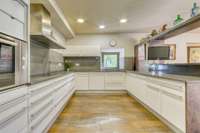 living - 264m² country house for sale in Alt Empordà, Girona - gallery thumbnail - 10