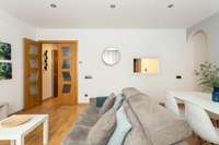 living - 66m² apartment for sale in Gràcia, Barcelona - gallery thumbnail - 10
