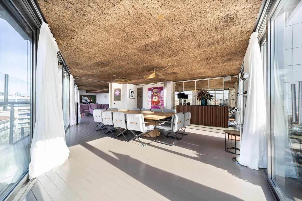 living - Ático de 940m² con 300m² terraza en venta en Almagro - gallery - 4