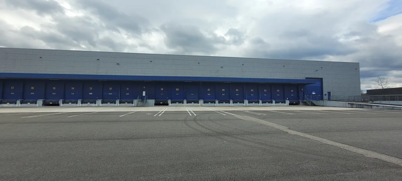 logistics - Messagerie À Louer - gallery - 4