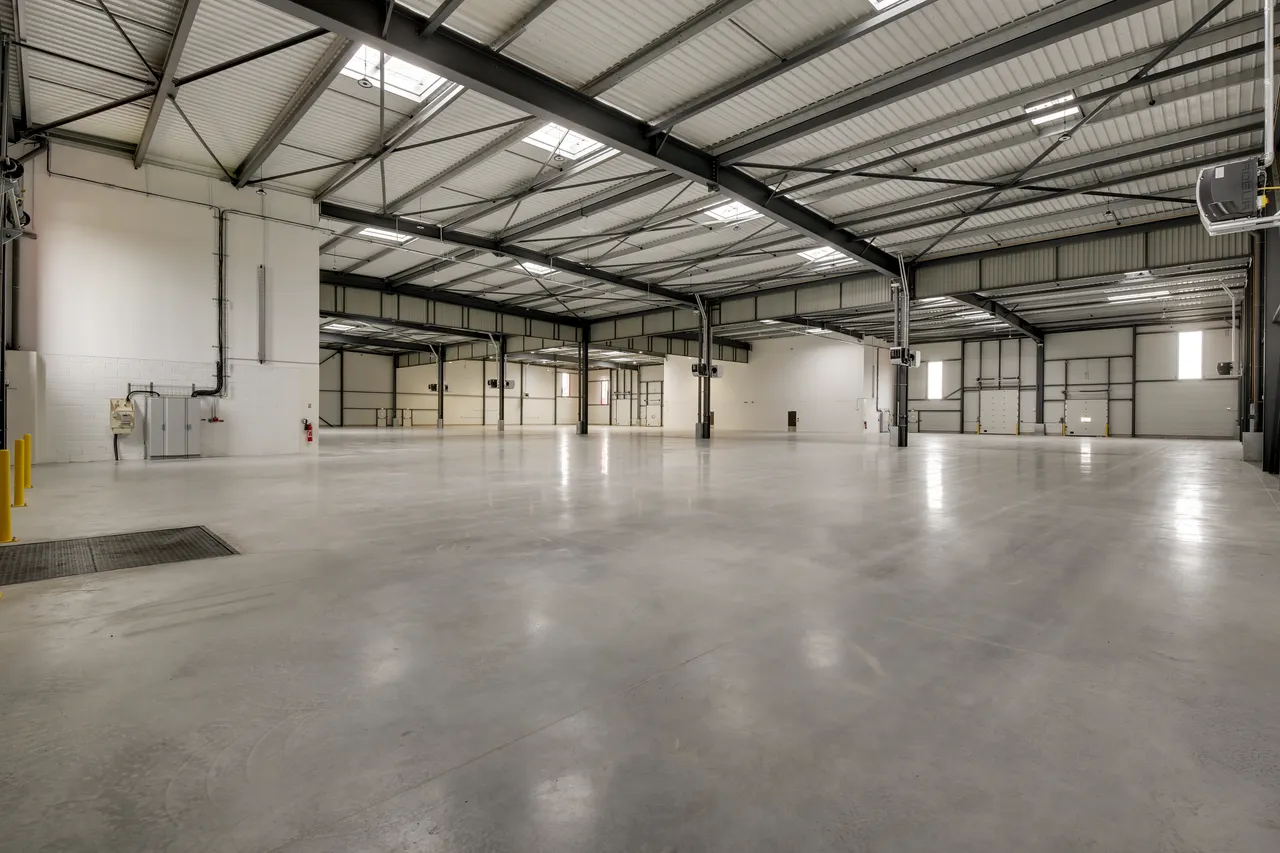 logistics - Activités / Bureaux À Louer - gallery - 7
