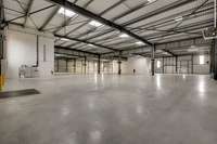 logistics - Activités / Bureaux À Louer - gallery thumbnail - 7