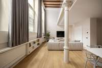 living - 173m² apartment for rent in El Born, Barcelona - gallery thumbnail - 9