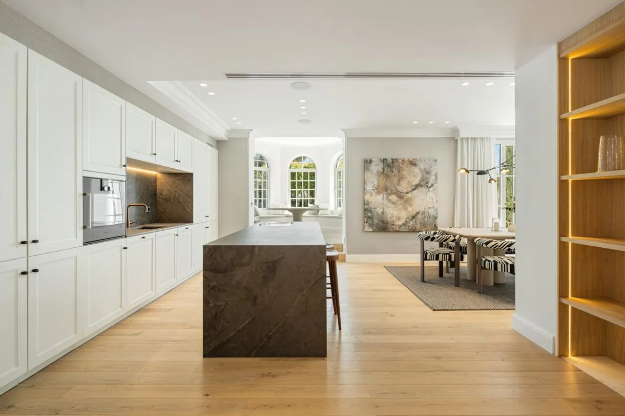 living - Casa / villa de 722m² con 150m² terraza en venta en Nueva Andalucía - gallery - 9