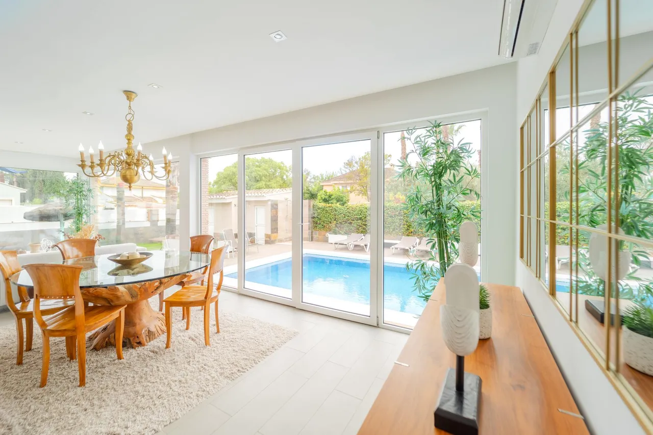 living - Casa / villa de 500m² en alquiler en Bétera, Valencia - gallery - 10