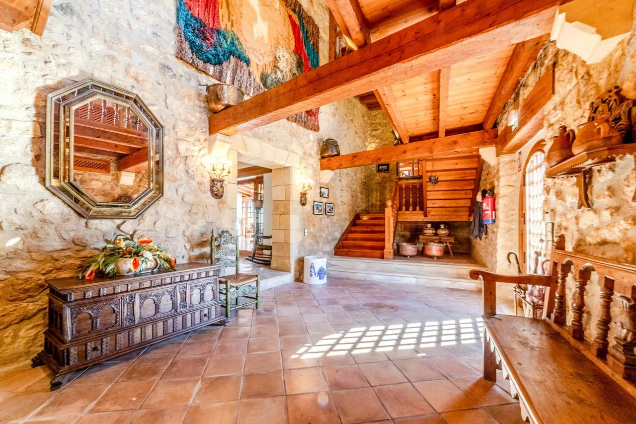 living - Casa rural de 693m² con 678m² de jardín en venta en Penedès - gallery - 8