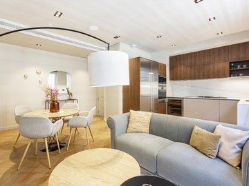 living - Piso de 85m² en venta en El Born, Barcelona - featured
