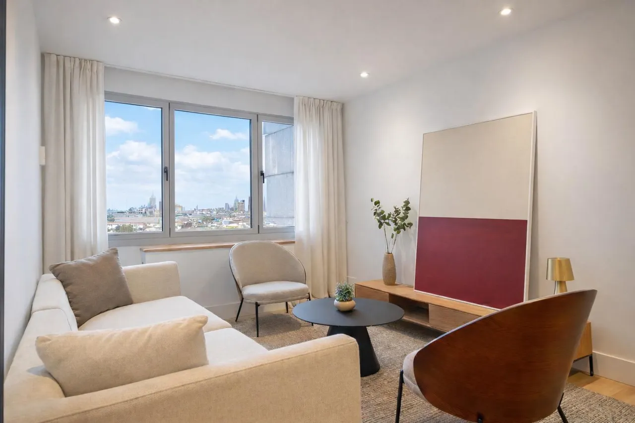 living - Piso de 71m² en venta en Justicia, Madrid - gallery - 2