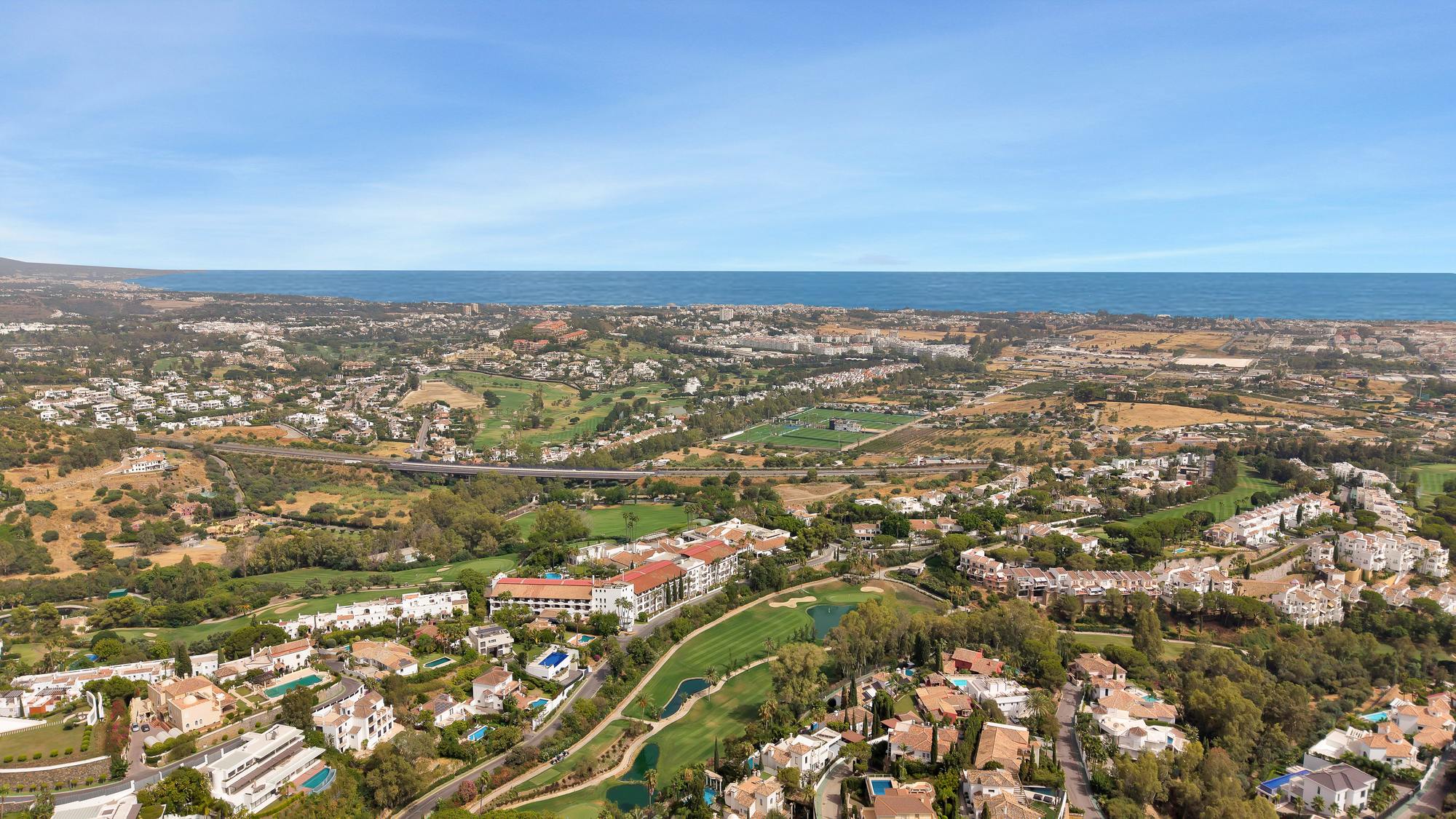 living - Casa / villa de 660m² con 151m² terraza en venta en Benahavís - gallery thumbnail - 3