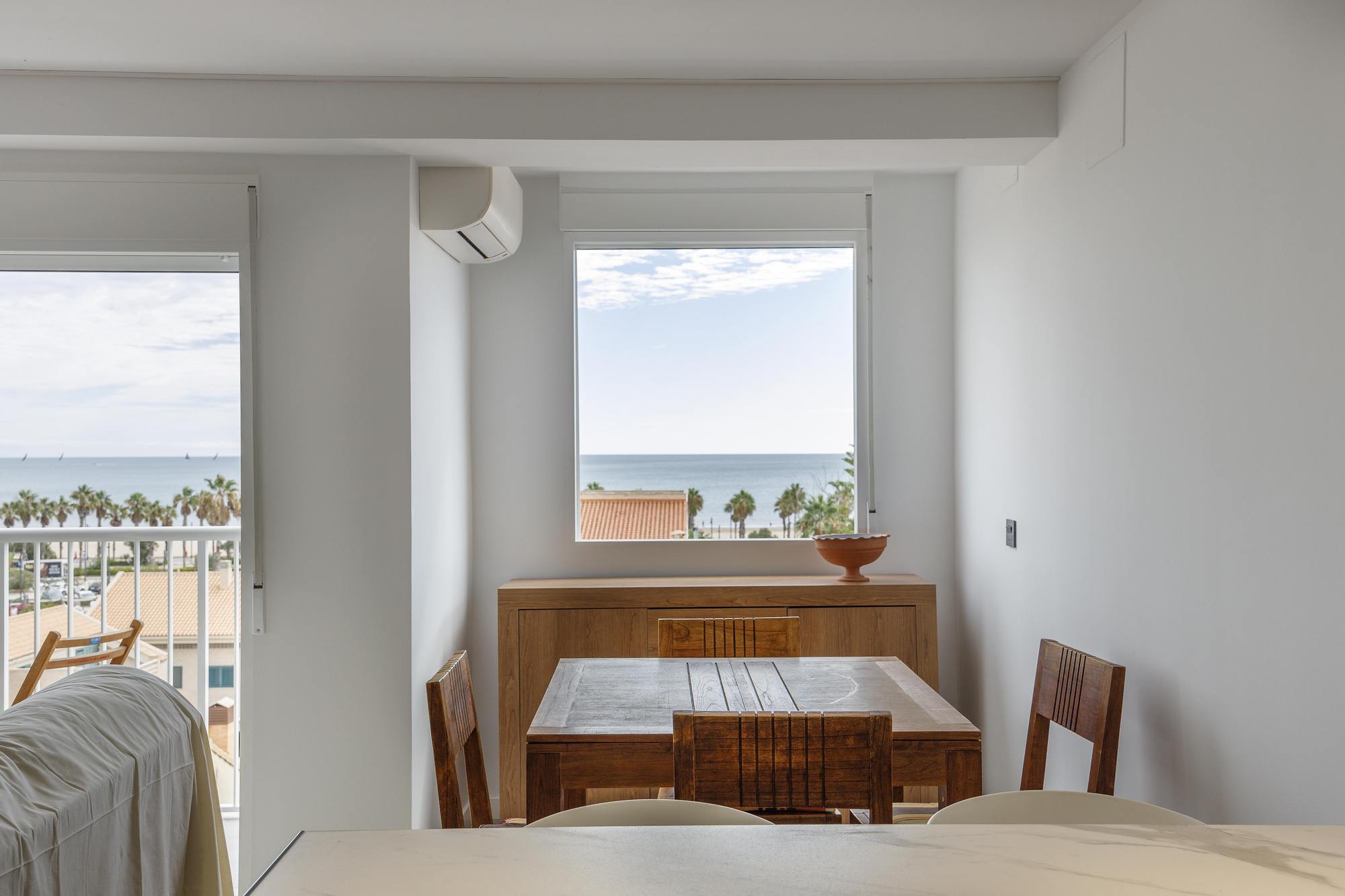 living - 71m² apartment for rent in Playa Malvarrosa/Cabanyal - gallery thumbnail - 8
