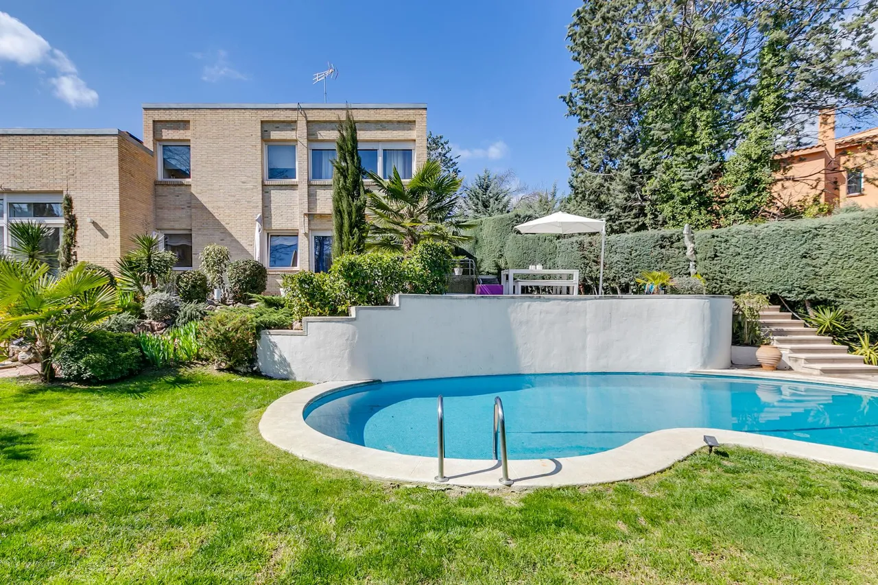 living - Casa / villa de 391m² en venta en Santo Domingo, Madrid - gallery - 2