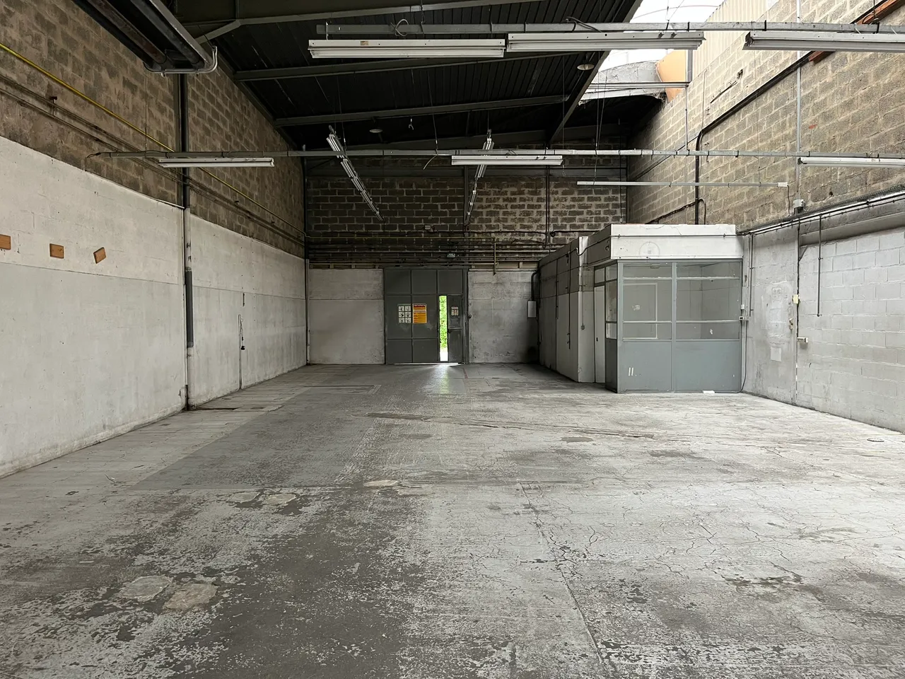 logistics - Activity Facility For Rent - gallery - 4