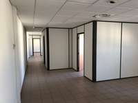 office - Bureaux À Louer - gallery thumbnail - 6