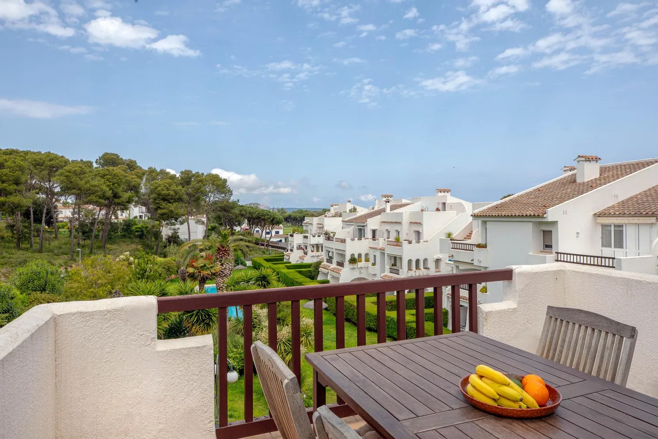 living - 105m² apartment for sale in Sa Riera, Costa Brava - gallery - 3
