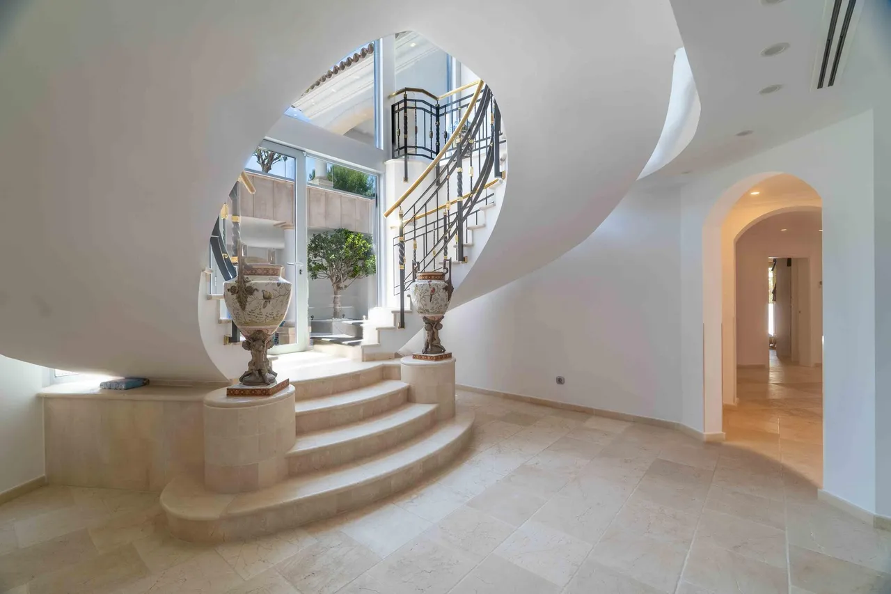 living - 898m² house / villa for sale in Costa de la Calma - gallery - 8
