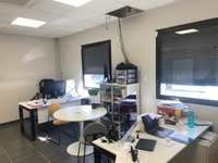 logistics - Activités / Bureaux À Louer - gallery thumbnail - 9