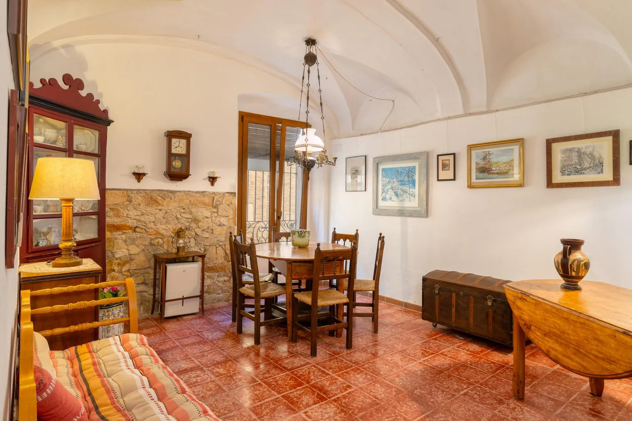 living - 315m² house / villa for sale in Begur Town, Costa Brava - gallery - 9