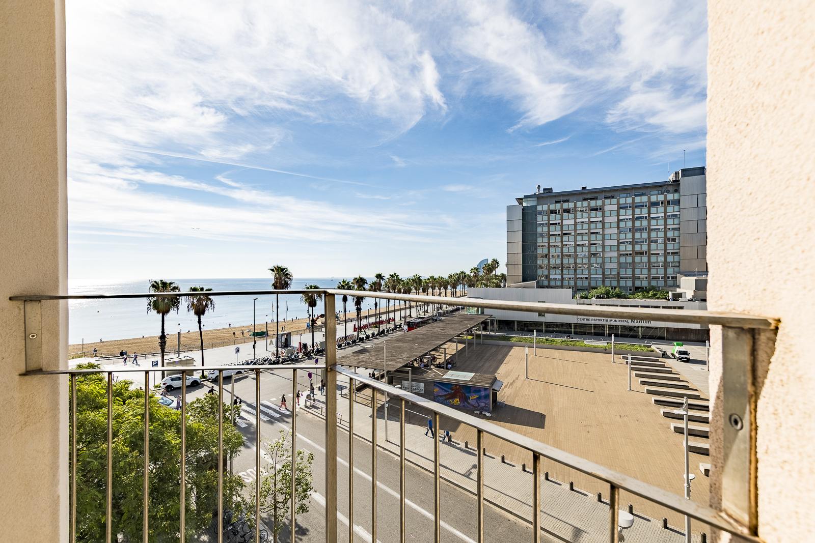living - Piso de 80m² en venta en Barceloneta, Barcelona - gallery thumbnail - 3