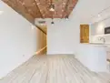 living - Piso de 75m² en venta en Eixample Derecho, Barcelona - gallery thumbnail - 10