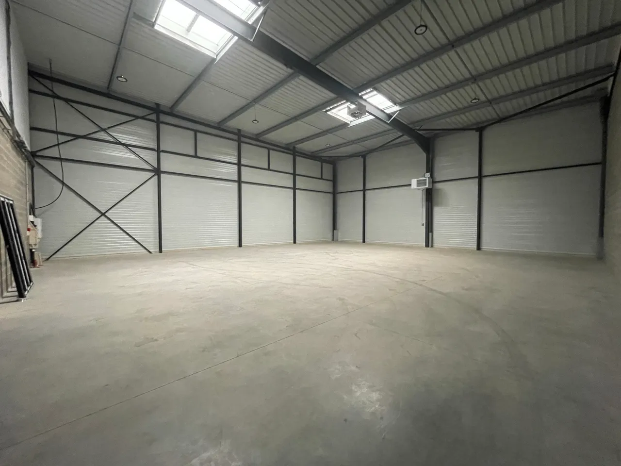 logistics - Activity Facility For Rent - gallery - 4