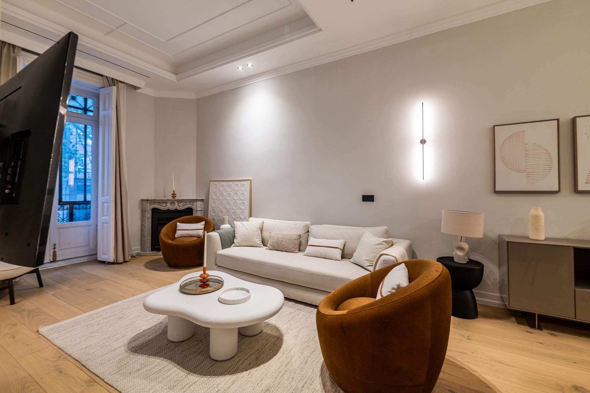 living - 148m² apartment for sale in Almagro, Madrid - gallery thumbnail - 9