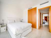 living - Ático de 74m² con 40m² terraza en venta en Poblenou - gallery thumbnail - 10