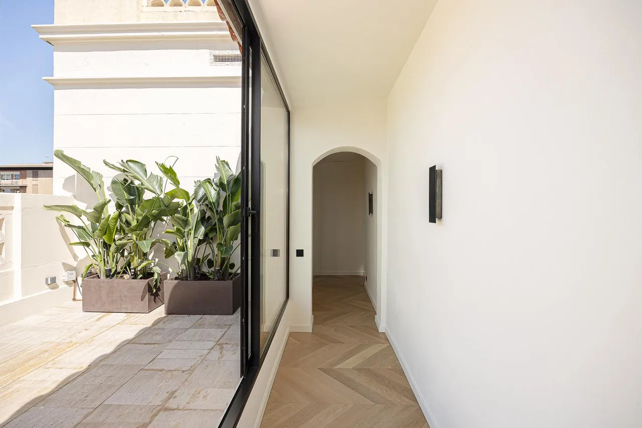 living - 186m² penthouse with 27m² terrace for sale in Eixample Right - gallery - 10