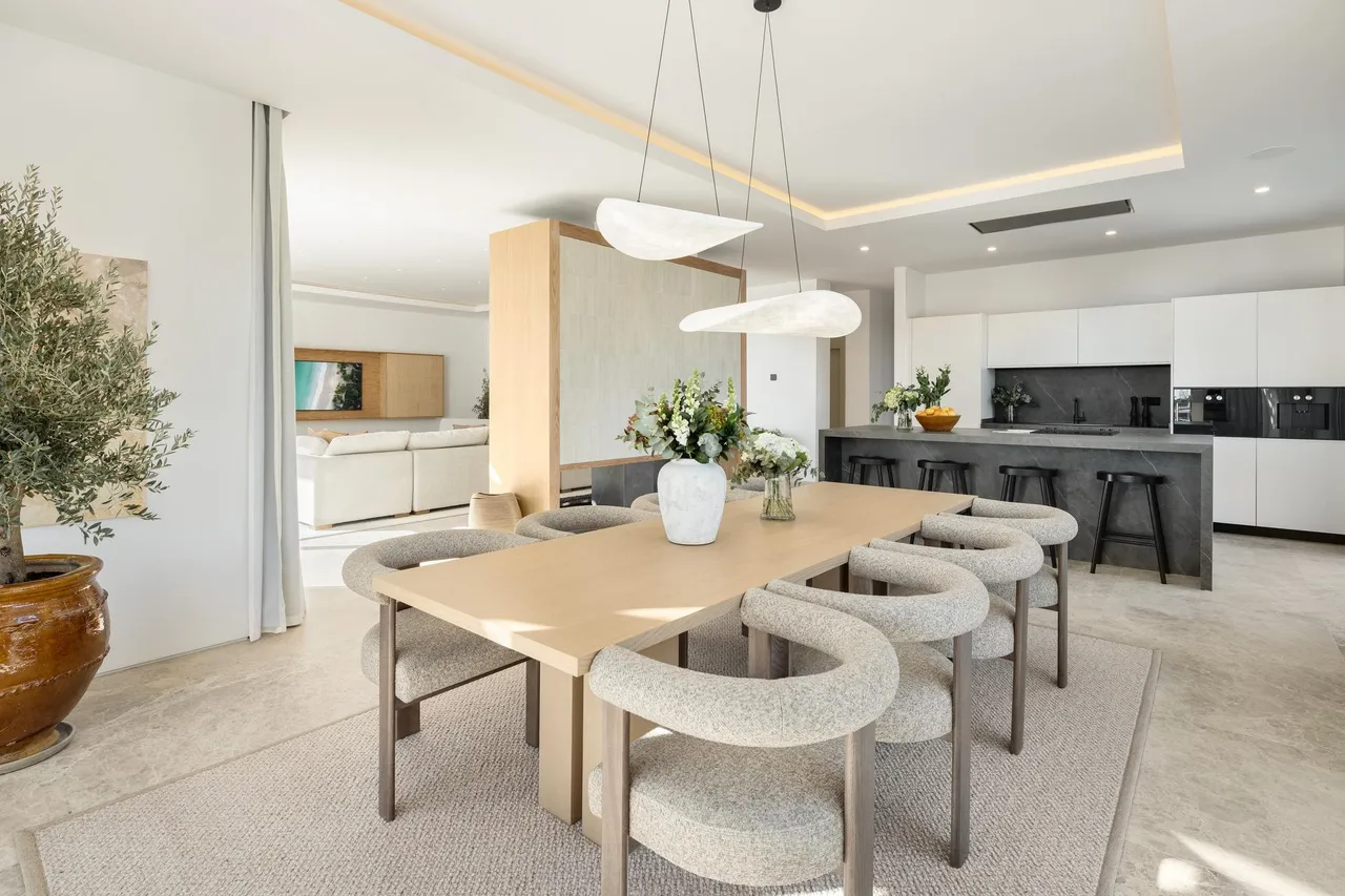 living - 820m² house / villa with 427m² terrace for sale in Nueva Andalucía - gallery - 5