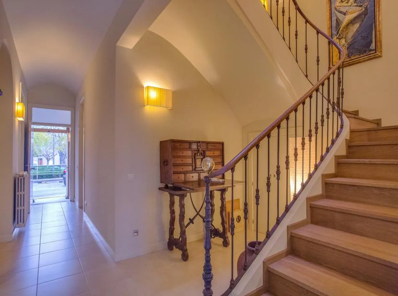 living - Casa modernista en venta en el corazón de Palafrugell - gallery - 4