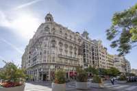 living - Piso de 246m² en alquiler en Sant Francesc, Valencia - gallery thumbnail - 1