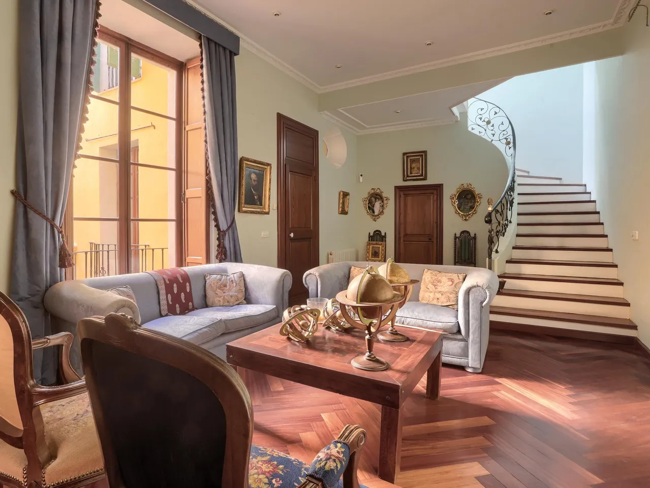living - Castillo / palacio de 735m² con 110m² terraza en venta en Palma de Mallorca - gallery - 3