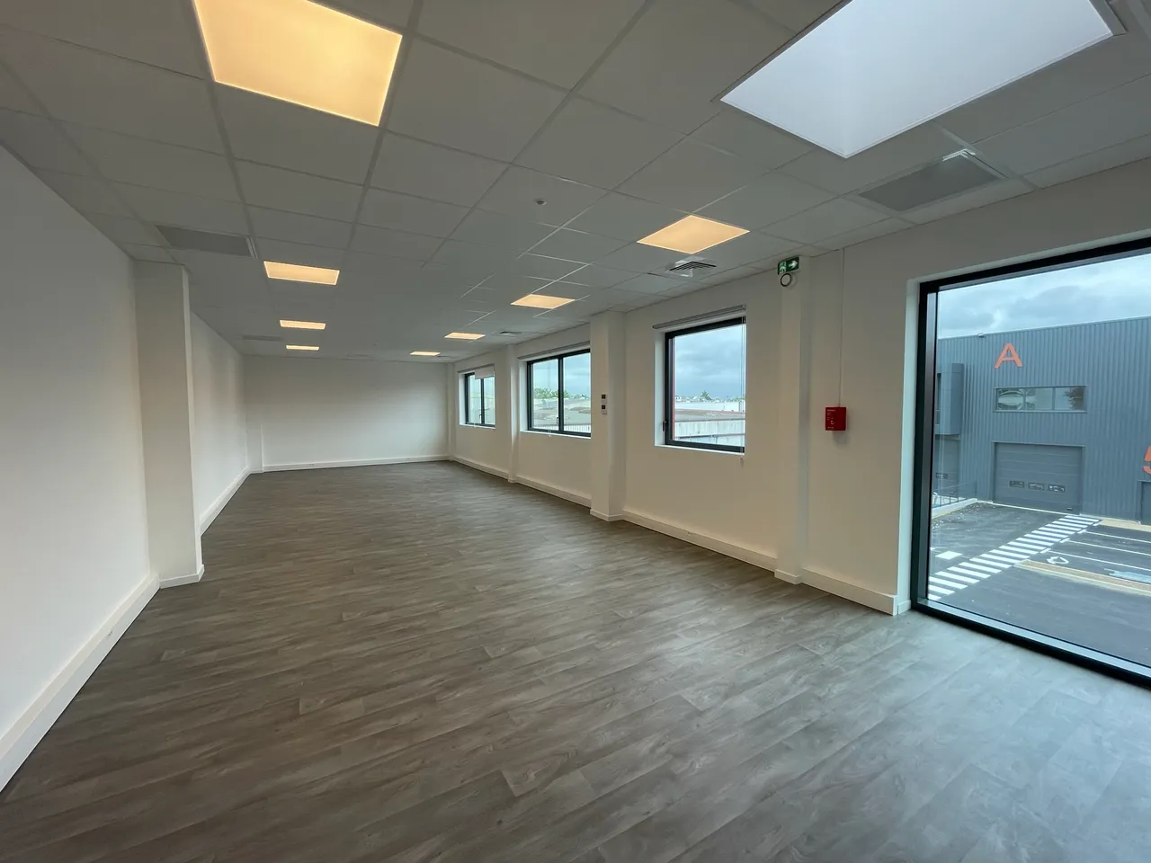 logistics - Activity Facility For Rent - gallery - 8
